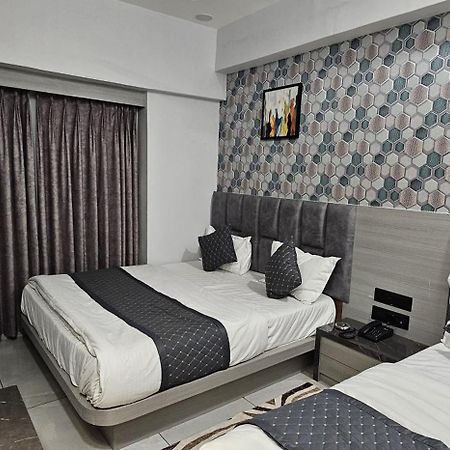 Hotel Allen Ahmedabad Exterior foto
