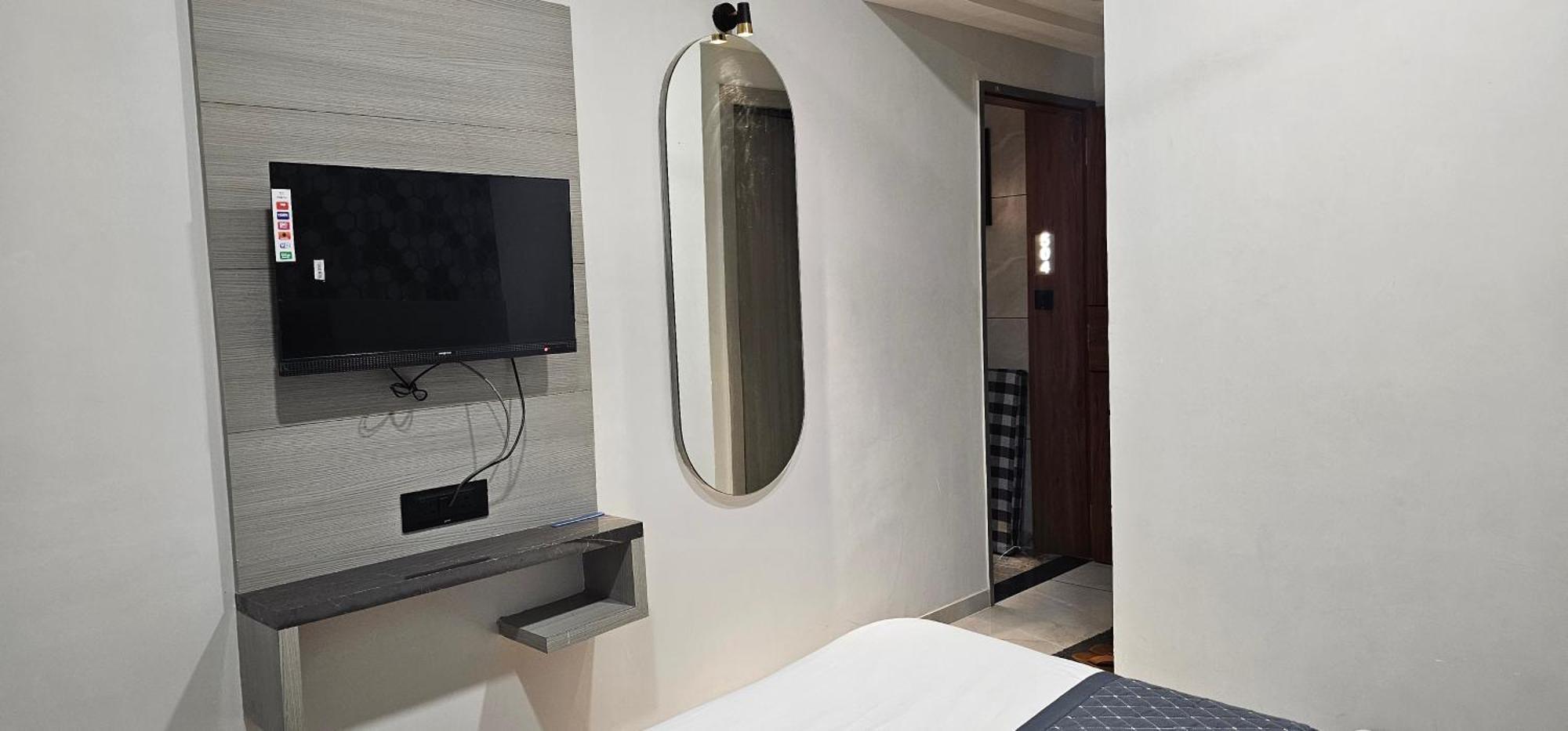 Hotel Allen Ahmedabad Exterior foto