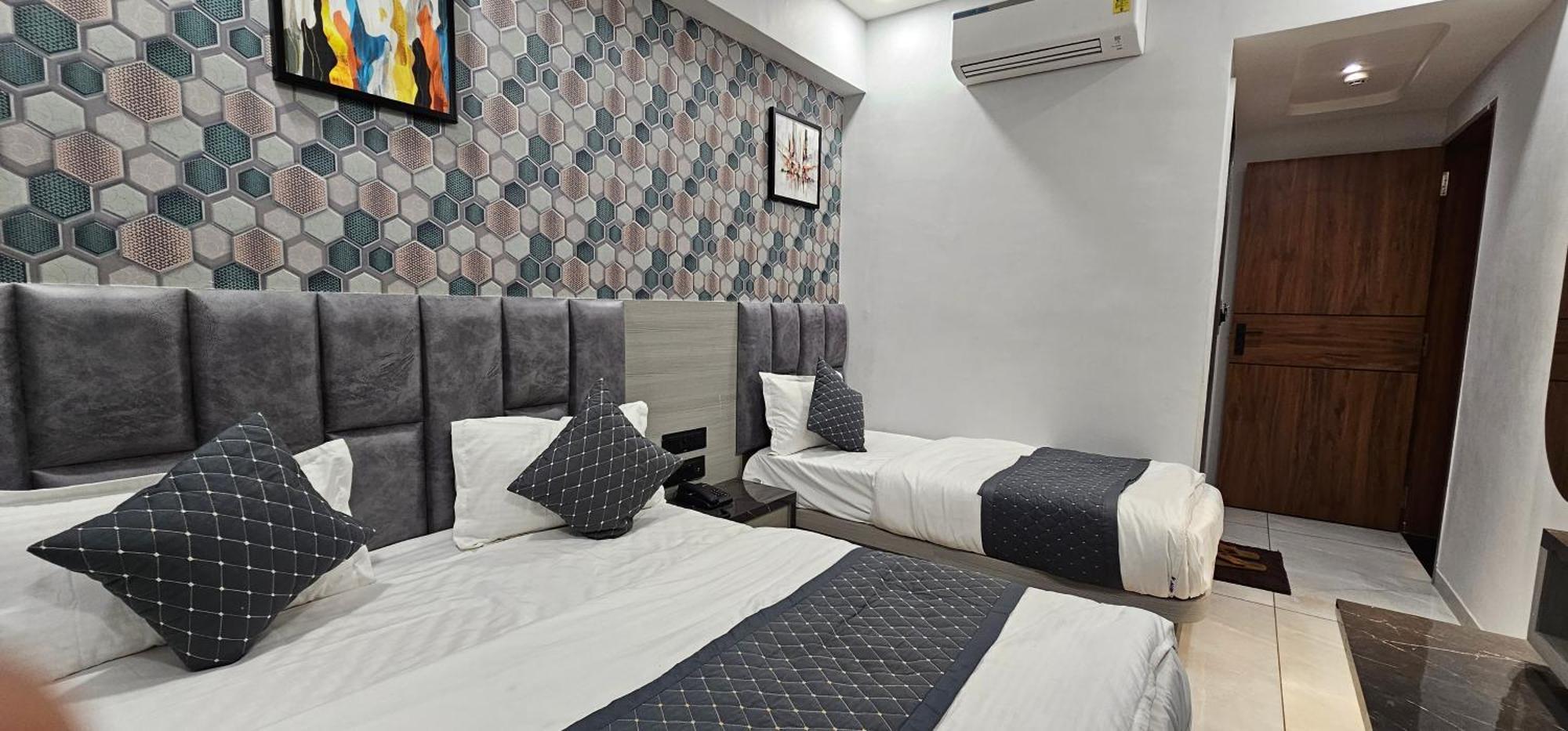 Hotel Allen Ahmedabad Exterior foto